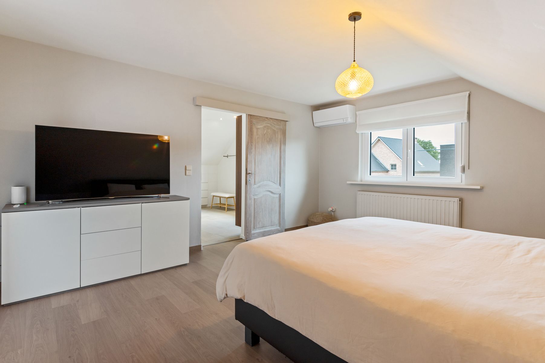 Perfect onderhouden woning met veel ruimte in hartje Olen foto 14