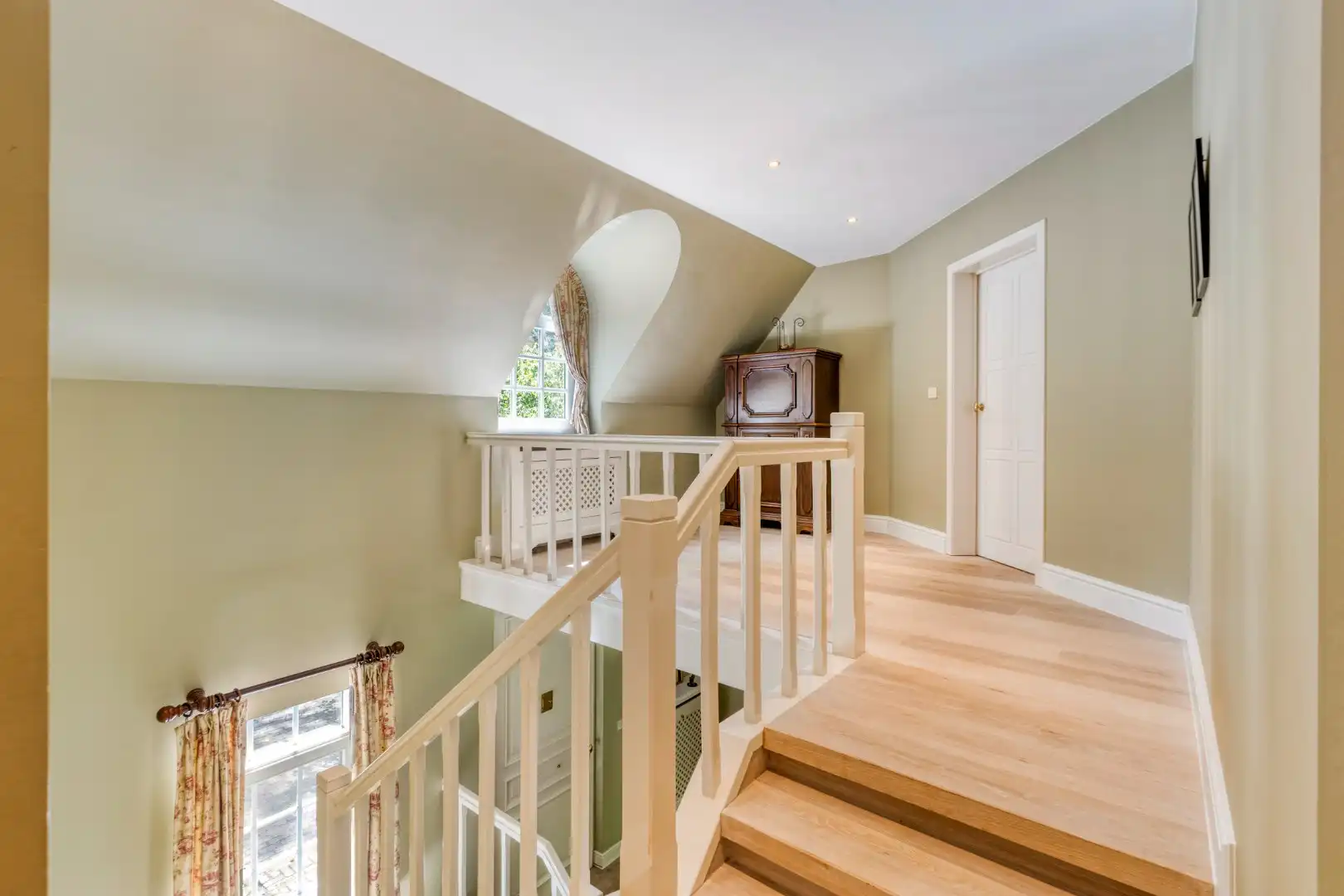 Prachtige villa met ruime tuin, zwembad en dubbele garage in Mol-Wezel ! foto 12