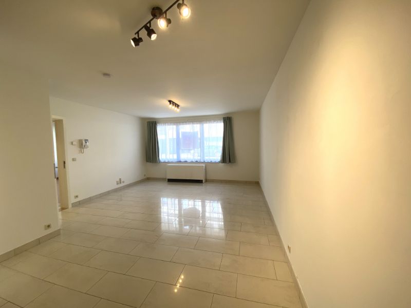 Gezellig gelijkvloers appartement (+-71m²) met autostaanplaats centrum Geel. foto 5