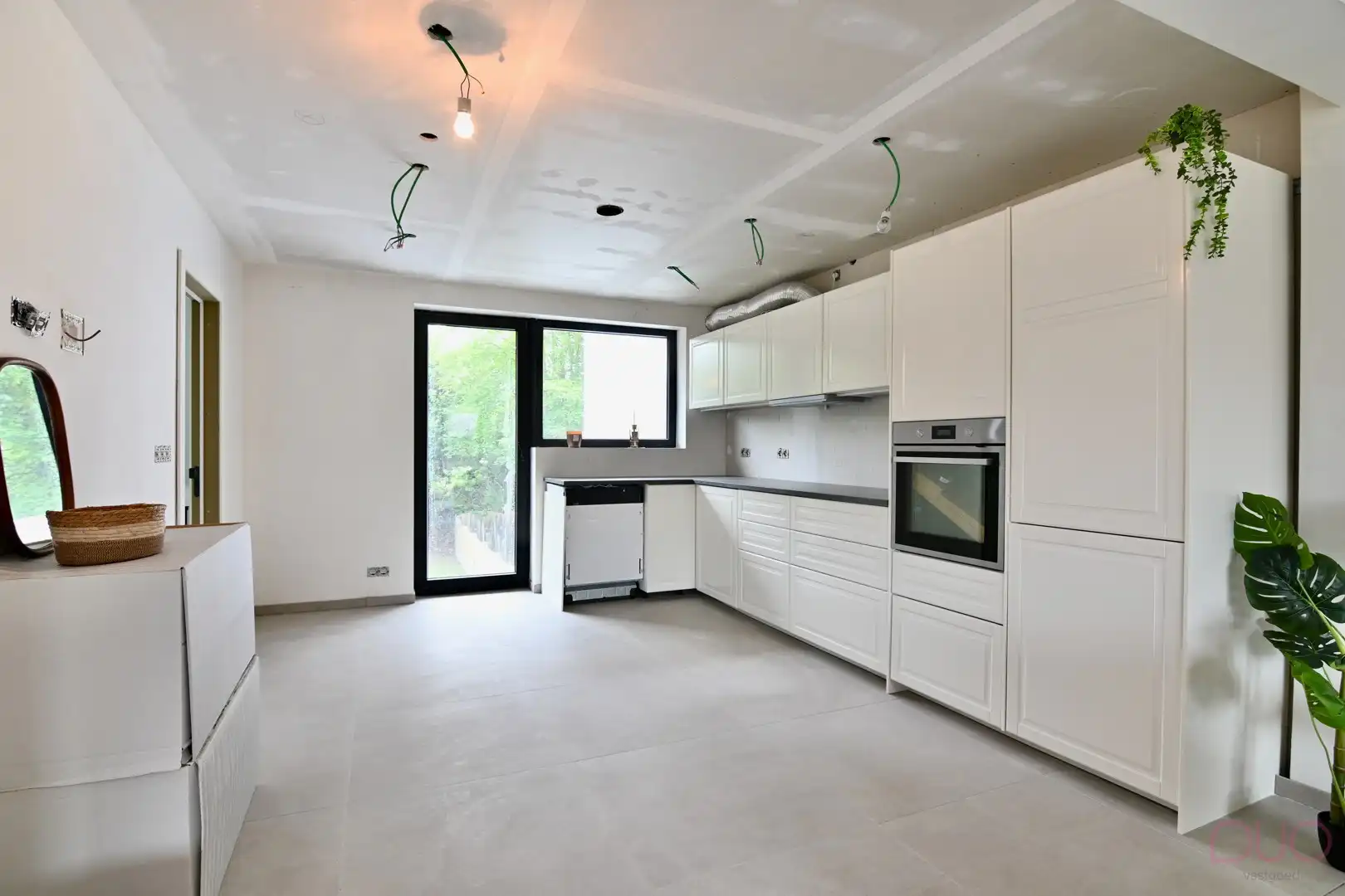 Volledig gerenoveerde woning met garage, terras en tuin - wordt volledig instapklaar afgewerkt! foto 5