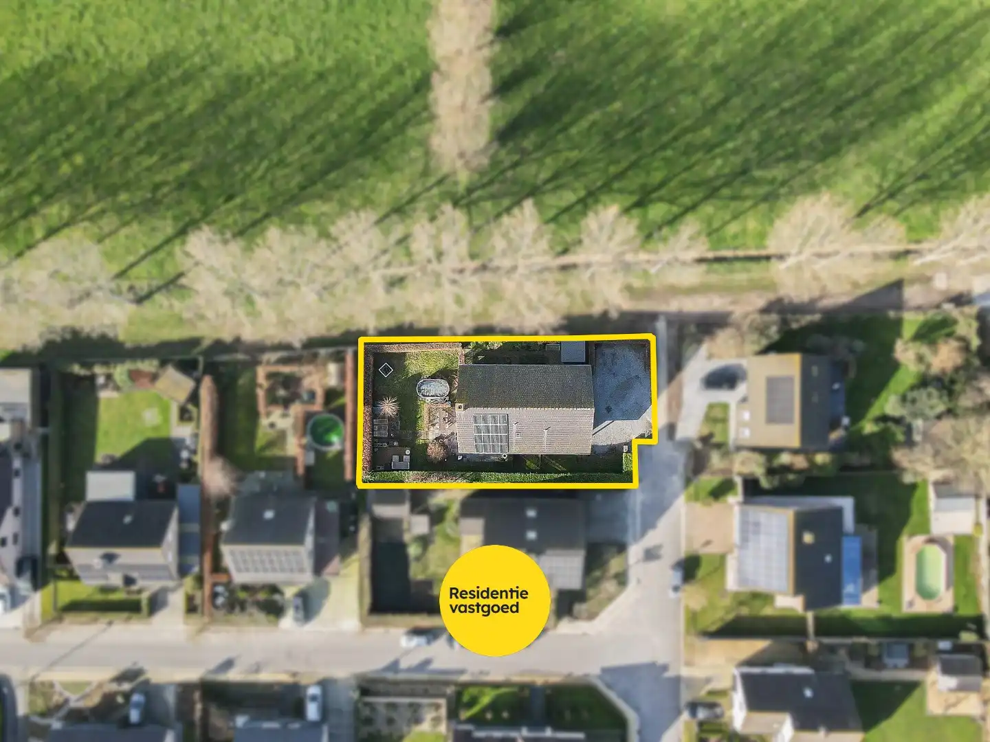 Ruime gezinswoning in doodlopende straat foto 27