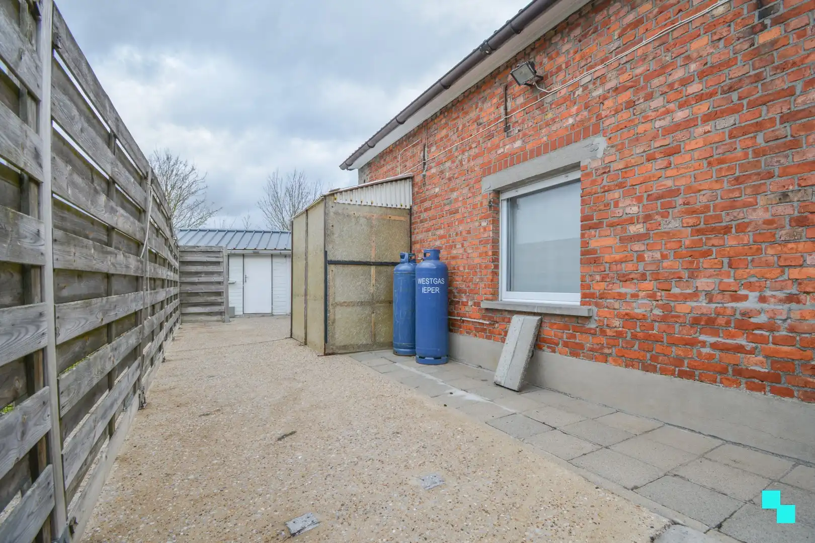 Goed onderhouden, te renoveren woning te Houthulst foto 22