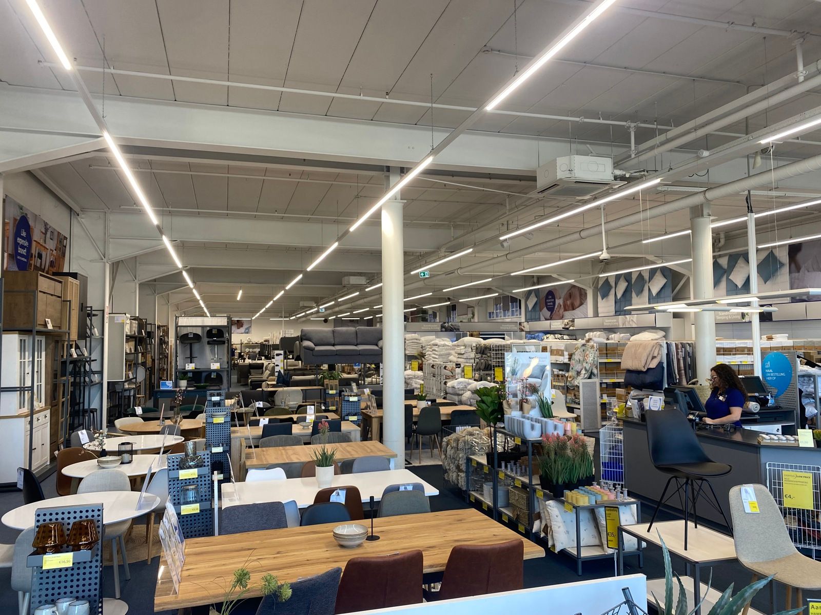 Te huur: baanwinkel van 1.268 m² te Schoten  foto 5