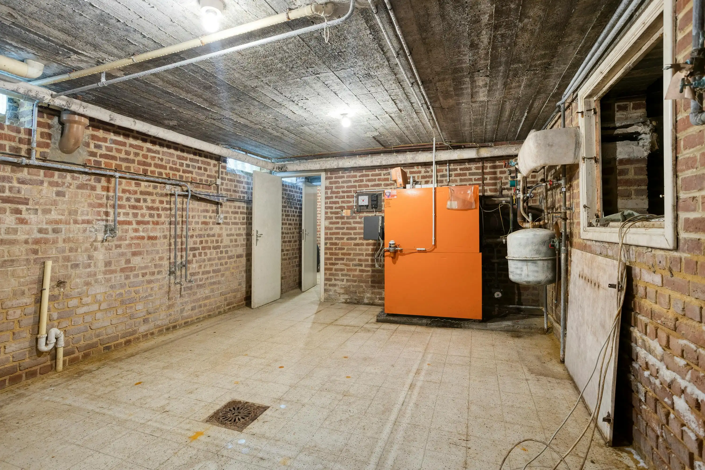 Mooi gelegen landhuis te koop in Meerbeke foto 70