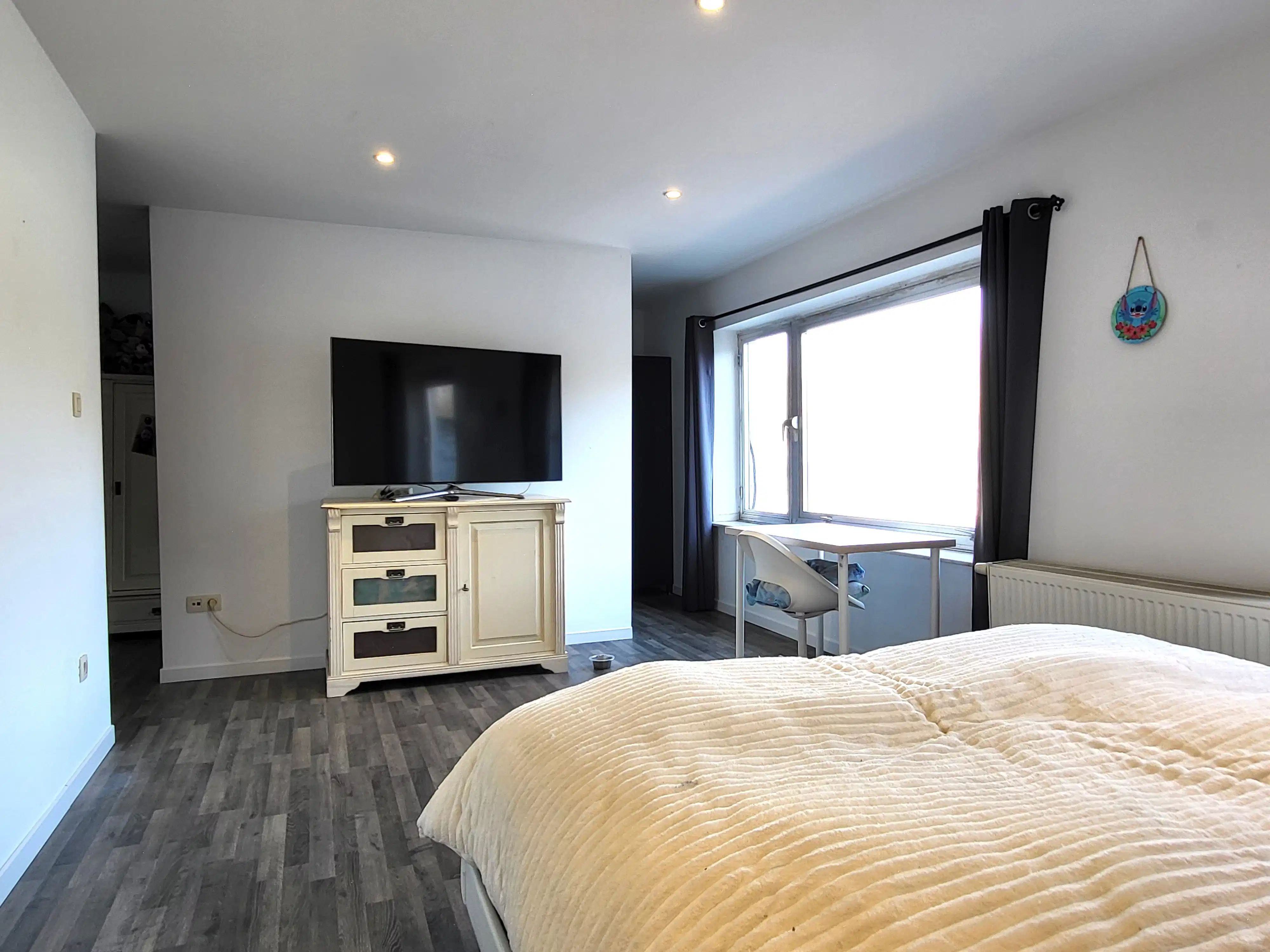 Ruime en karaktervolle gezinswoning op een perceel van 480 m² met zuidoostgerichte tuin, gelegen aan de centrumrand van Brakel.  foto 16