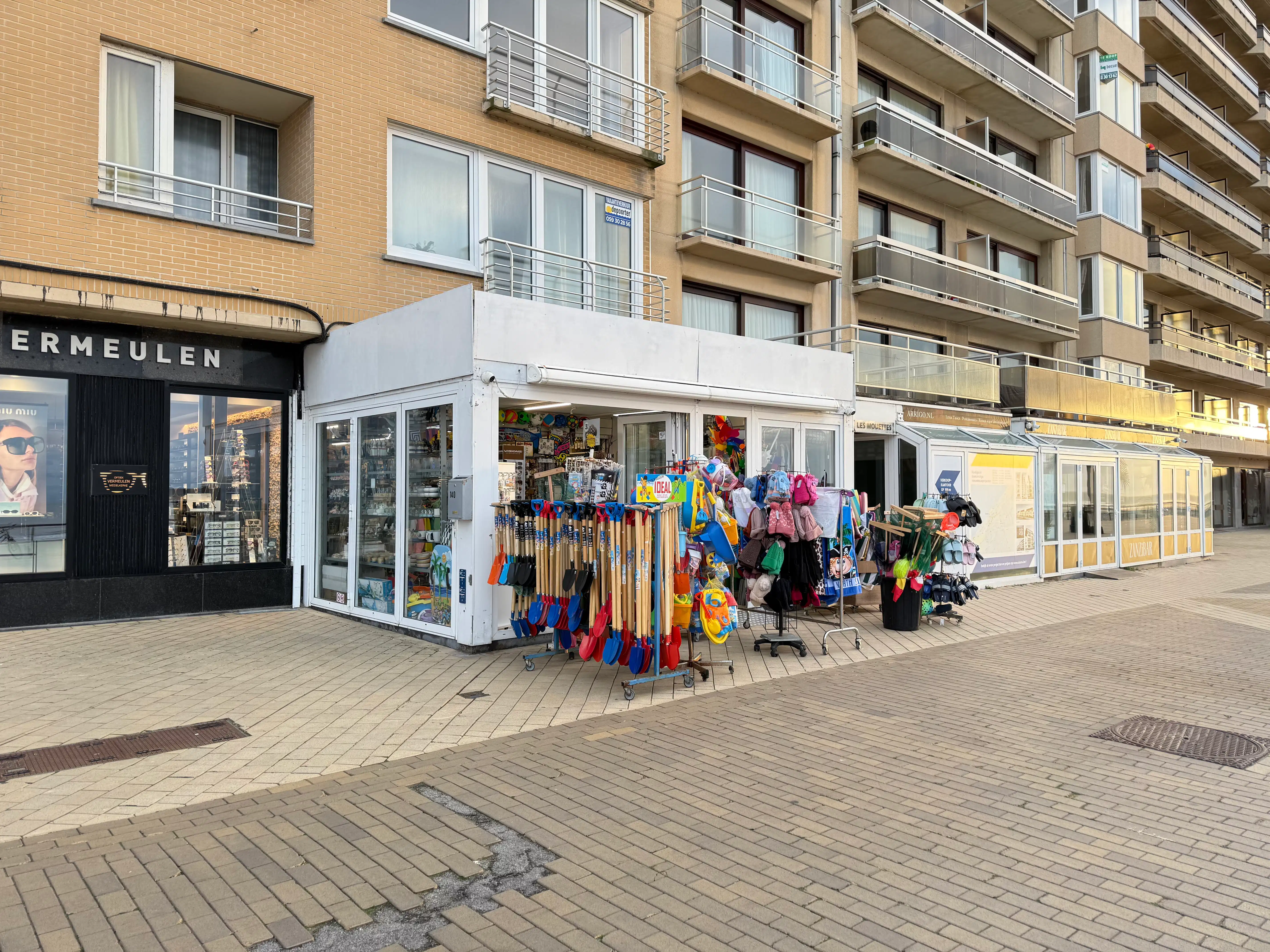 Winkel 110m² zeedijk Middelkerke foto 11