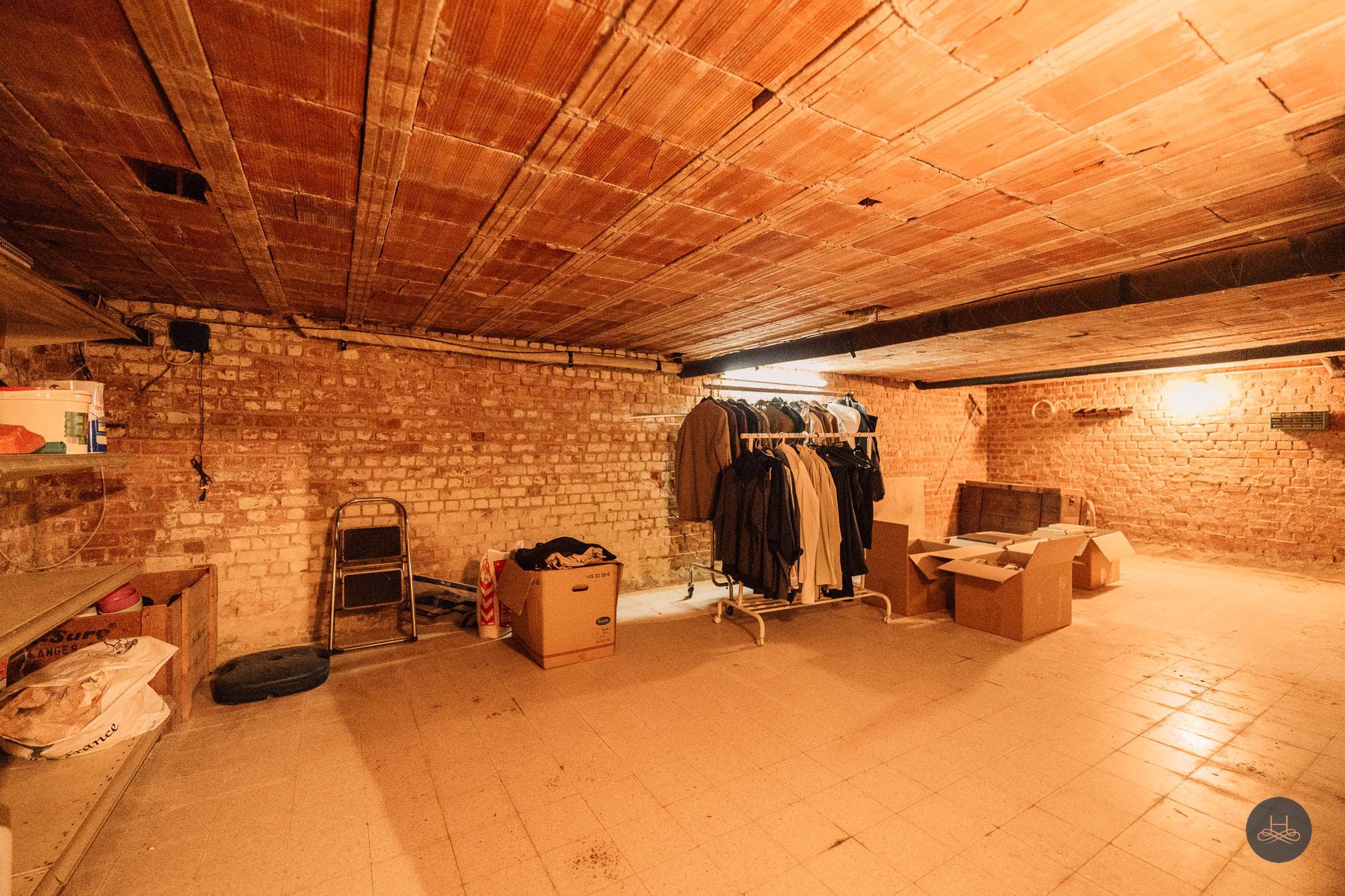 Prachtige karaktervolle authentieke villa met aangename tuin foto 25