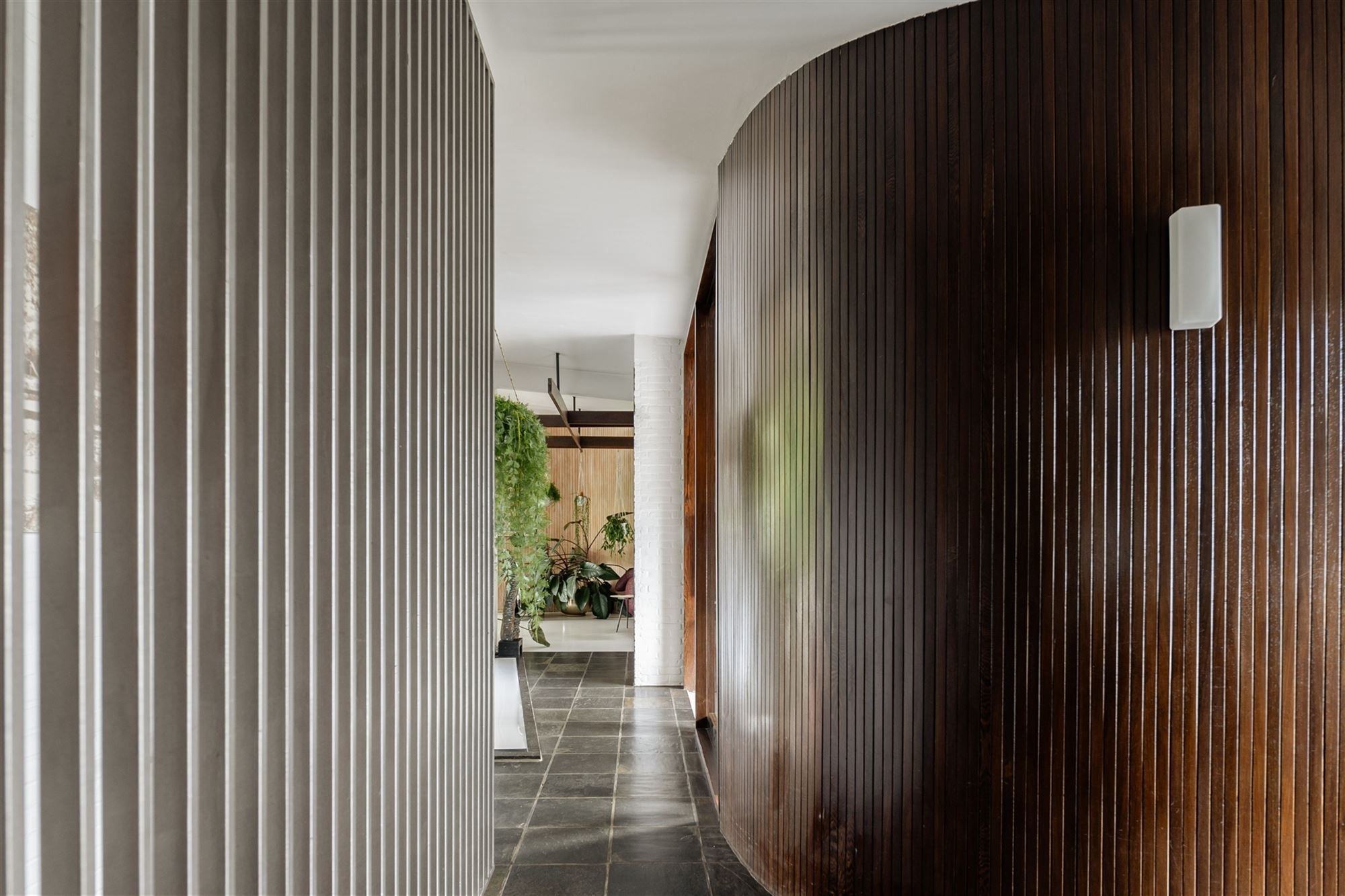 Sixtiesparel in het residentiële Koningshof foto 3