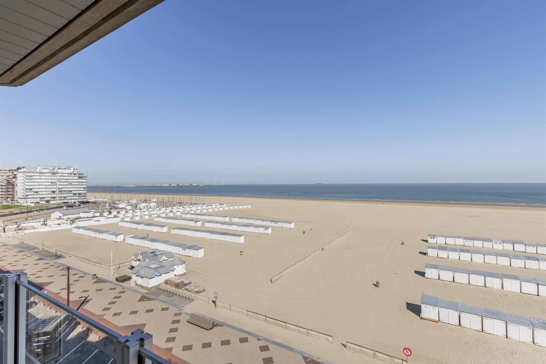 ()=>{if(producerUpdateValueVersion(node),producerAccessed(node),node.value===ERRORED)throw node.error;return node.value} Zeedijk-Albertstrand 443/6.1 - 8300 Knokke-Heist