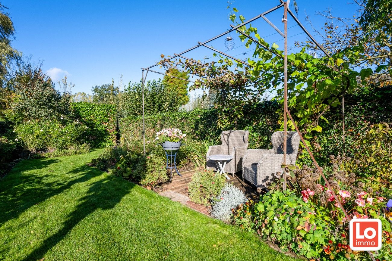 Charmante halfopen woning met inpandige garage op een rustige en groene locatie in Beervelde! foto 29