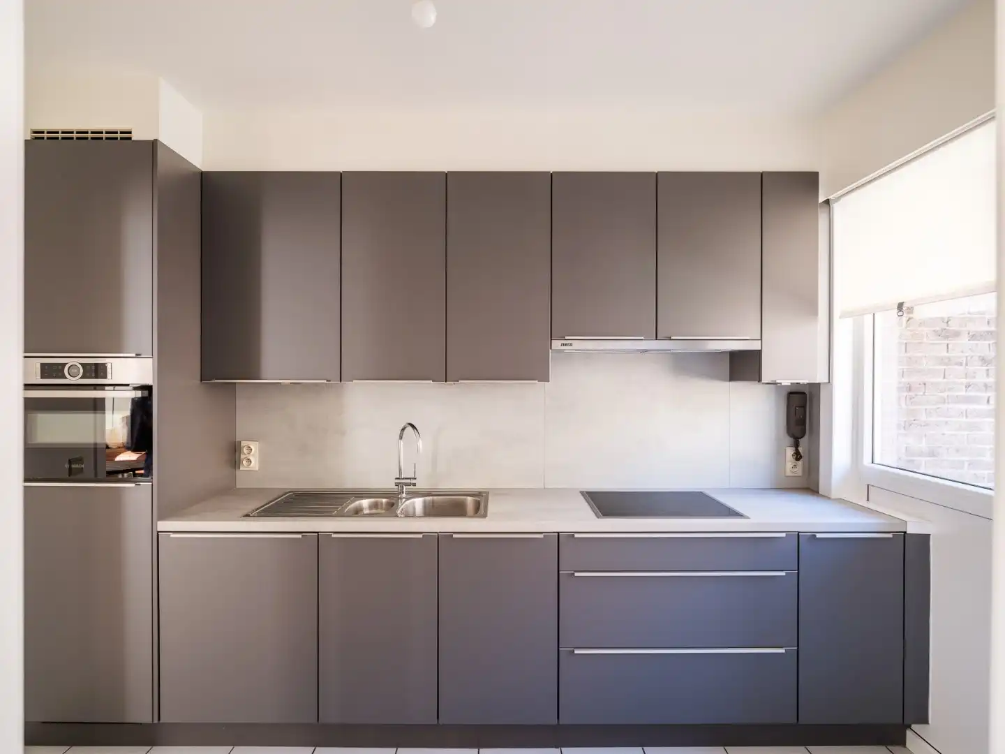 Ruim appartement met terras, garage en 2 slaapkamers in Drongen foto 4