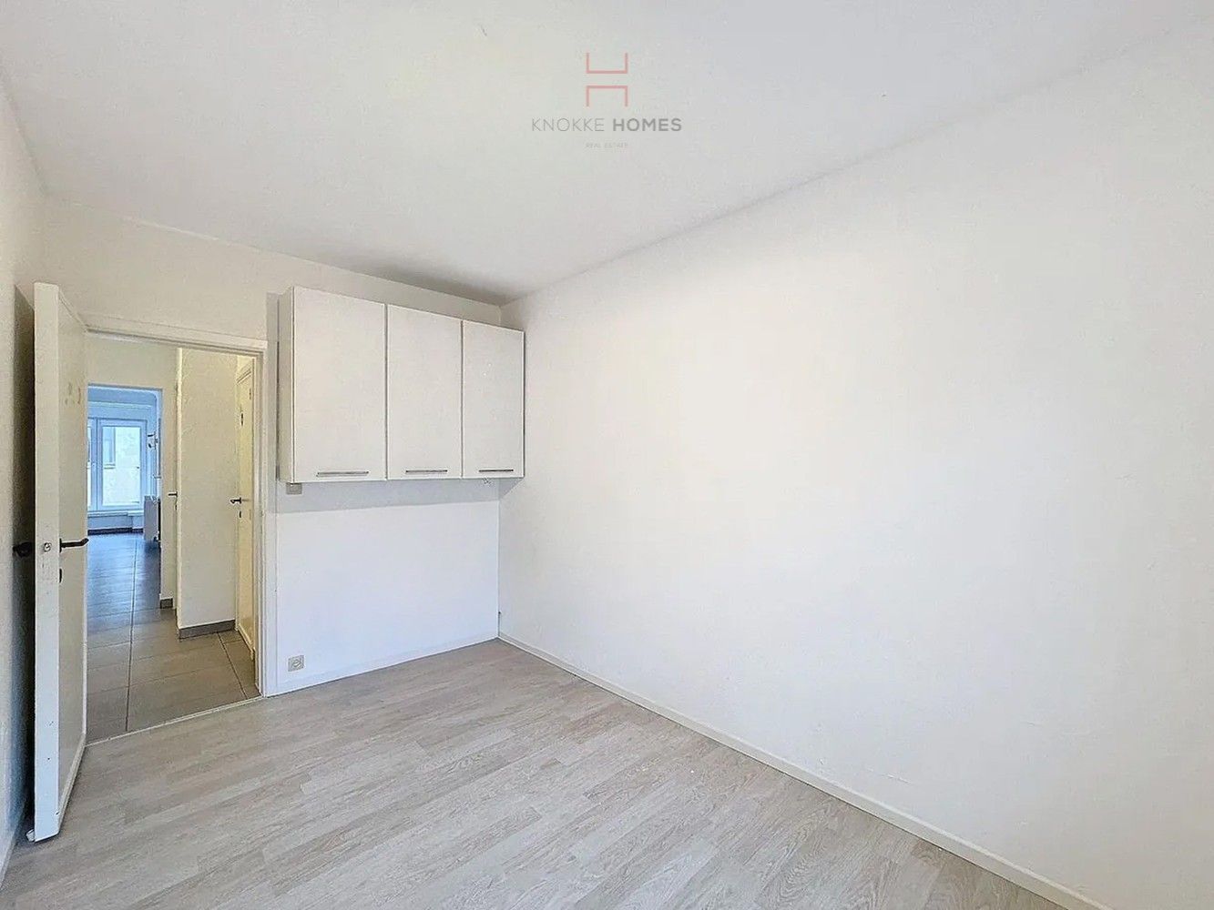 Ruim 2-kamerappartement in het centrum van Heist foto 16