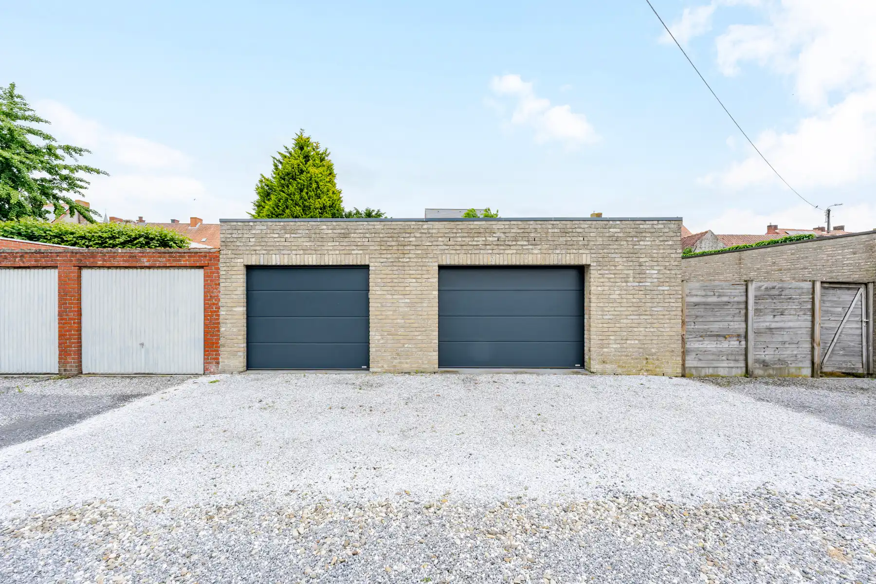 Instapklare woning met handelsruimte in centrum Kortemark foto 18