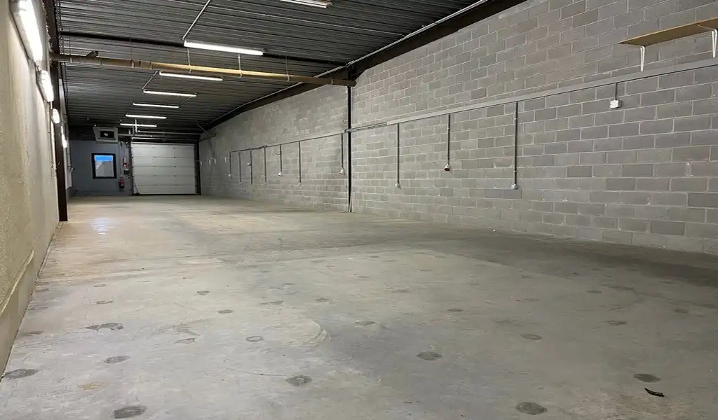 Opslagruimte te huur vlakbij E313 in Herentals foto 3