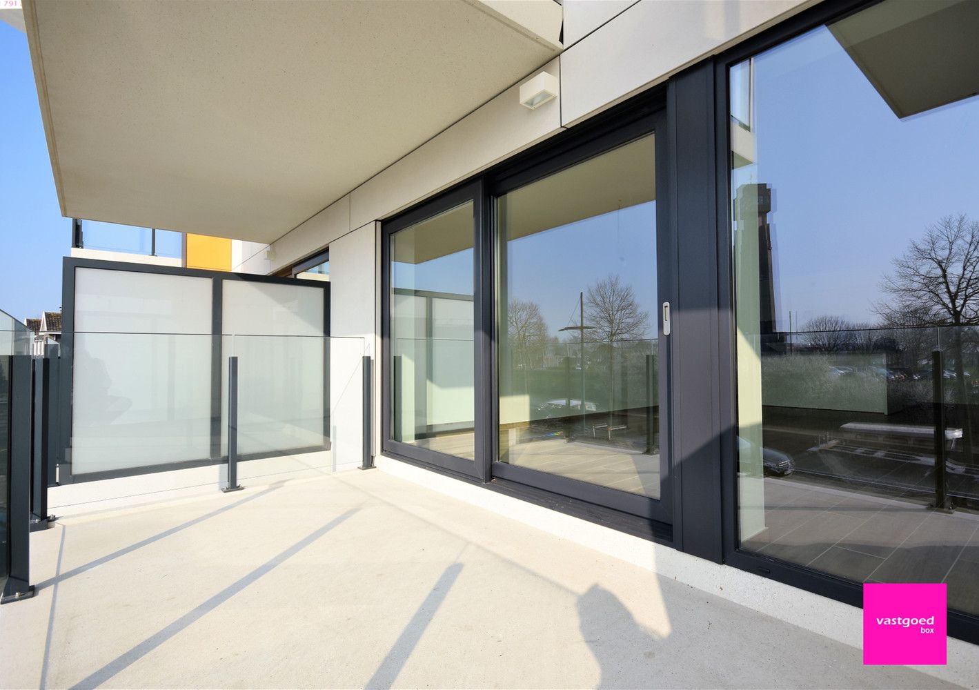 Exclusief gelegen nieuwbouwappartement met 2 slaapkamers en 2 terrassen, Diksmuide foto 2