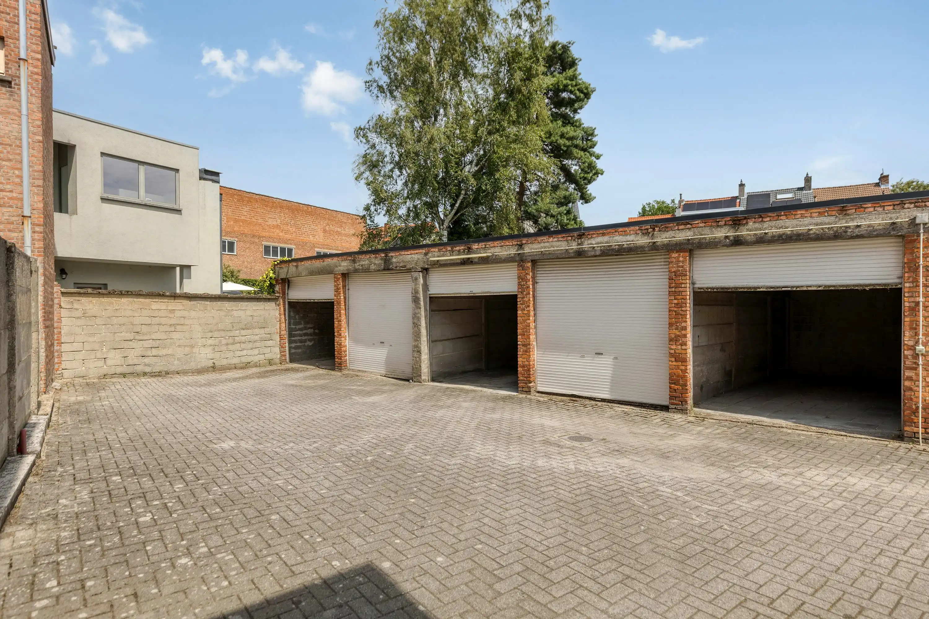 Duplex met 2 slaapkamers, terras en garage te koop in Mortsel  foto 17