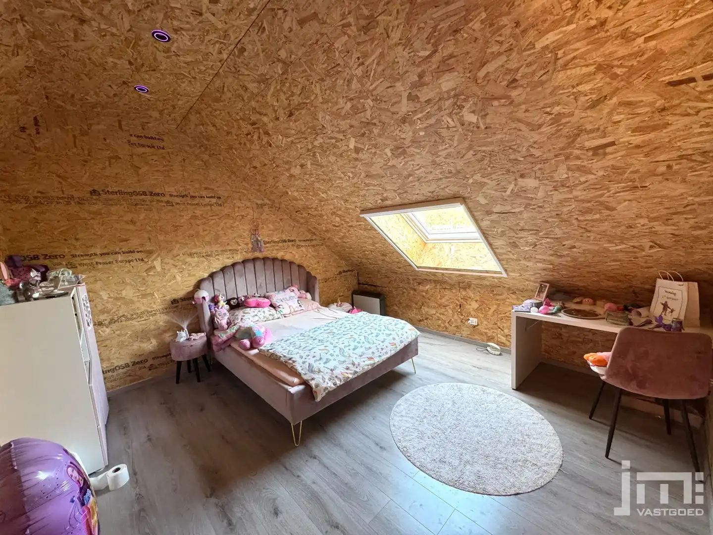 Verrassend ruime gezinswoning op 2.140 m² met 2 garages en tal van mogelijkheden foto 9