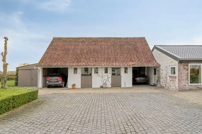 Exclusieve eigendom op ca. 4,4 hectare met professionele paardeninfrastructuur foto 27