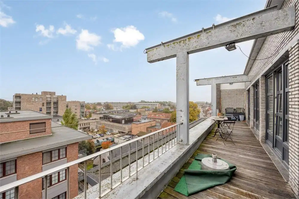 Riant appartement aan de stadsrand foto 15