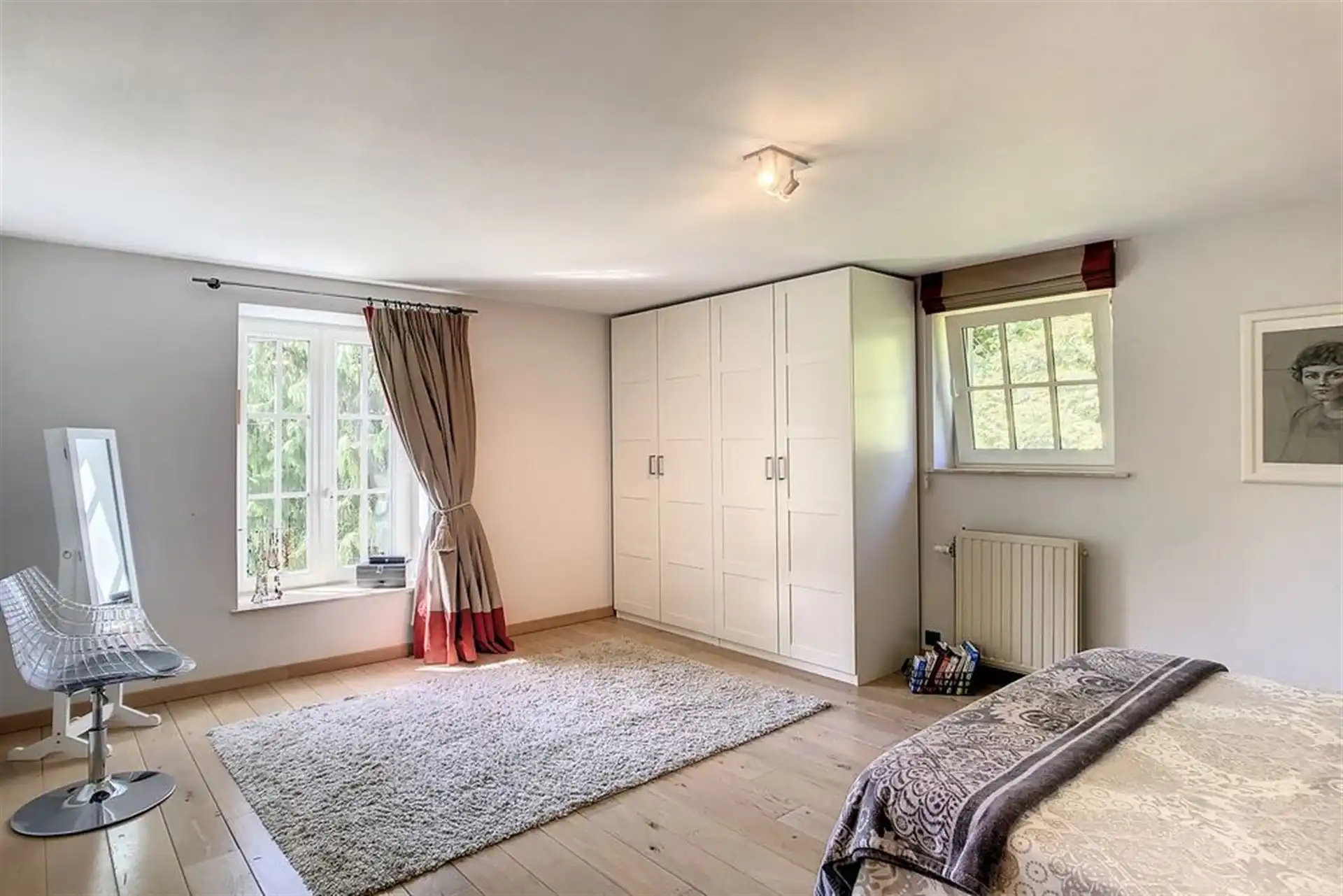 Charmante villa in residentiële omgeving met prachtig aangelegde tuin foto 18