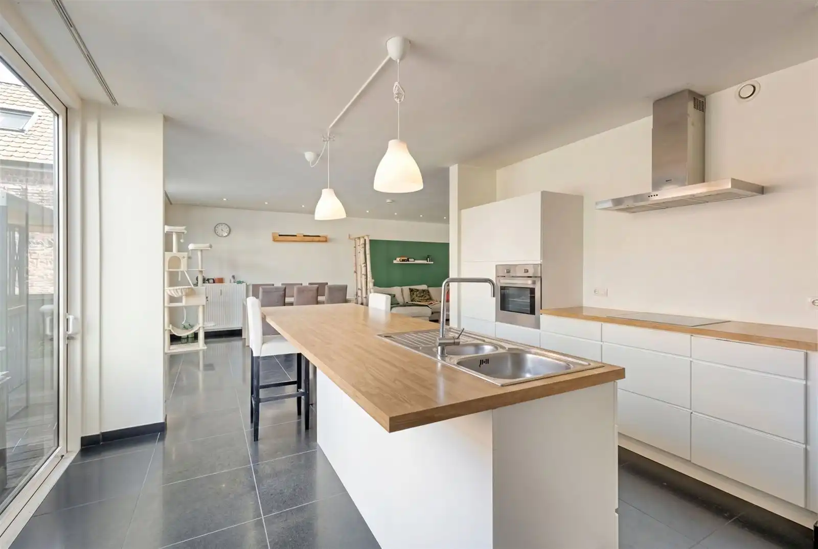 Unieke moderne triplex appt  met ruime garage op toplocatie in een steegje van de Kouter foto 10