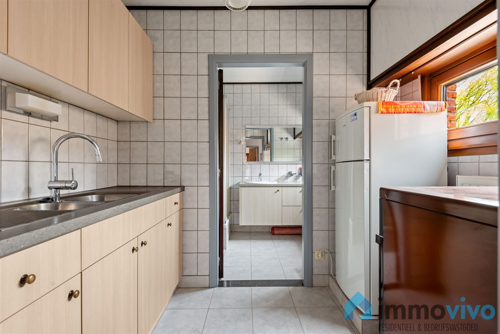 Leuke woning met renovatiepotentieel nabij het centrum foto 14