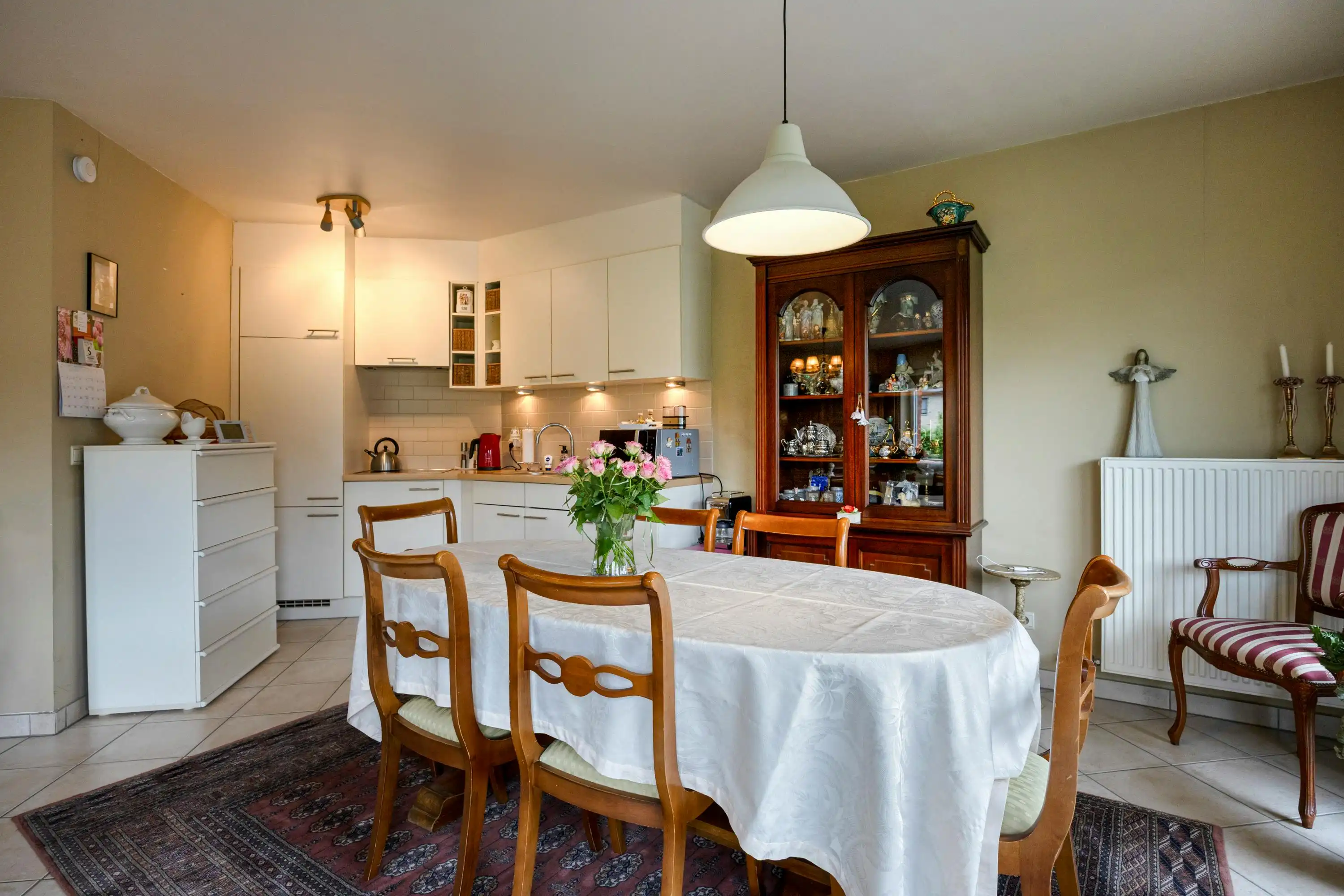 Lichtrijk appartement te koop in residentiële wijk te Jette foto 5