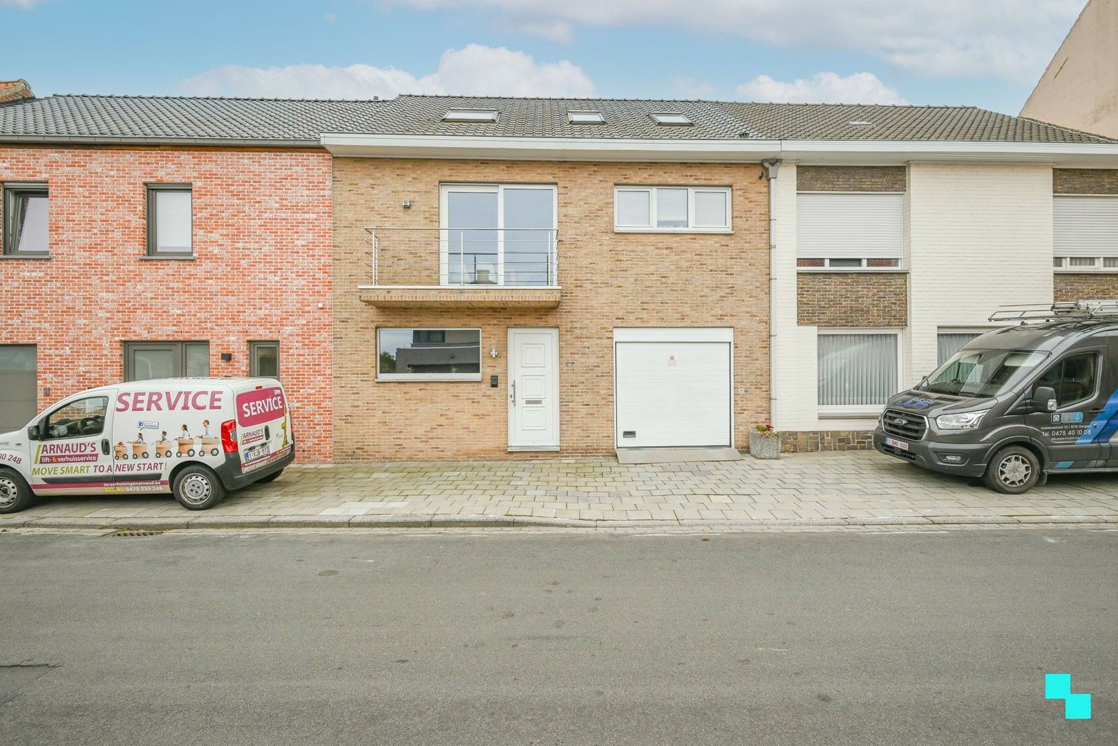 Charmante en energiezuinige woning in Wielsbeke! foto {{pictureIndex}}