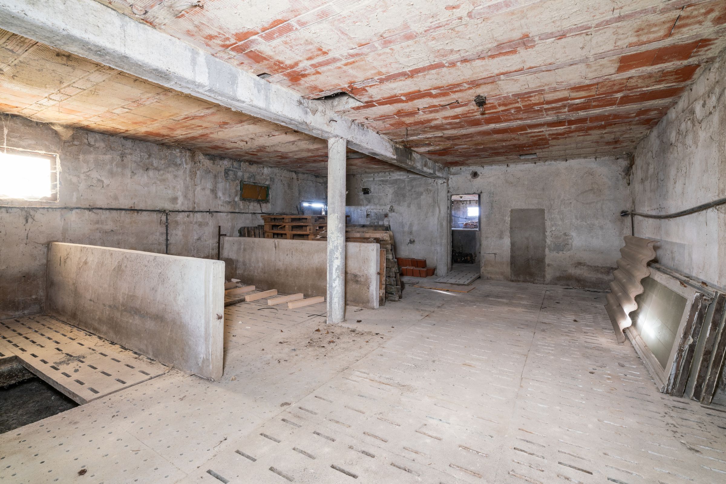 Te renoveren woning met zicht op de velden te Knesselare foto 12