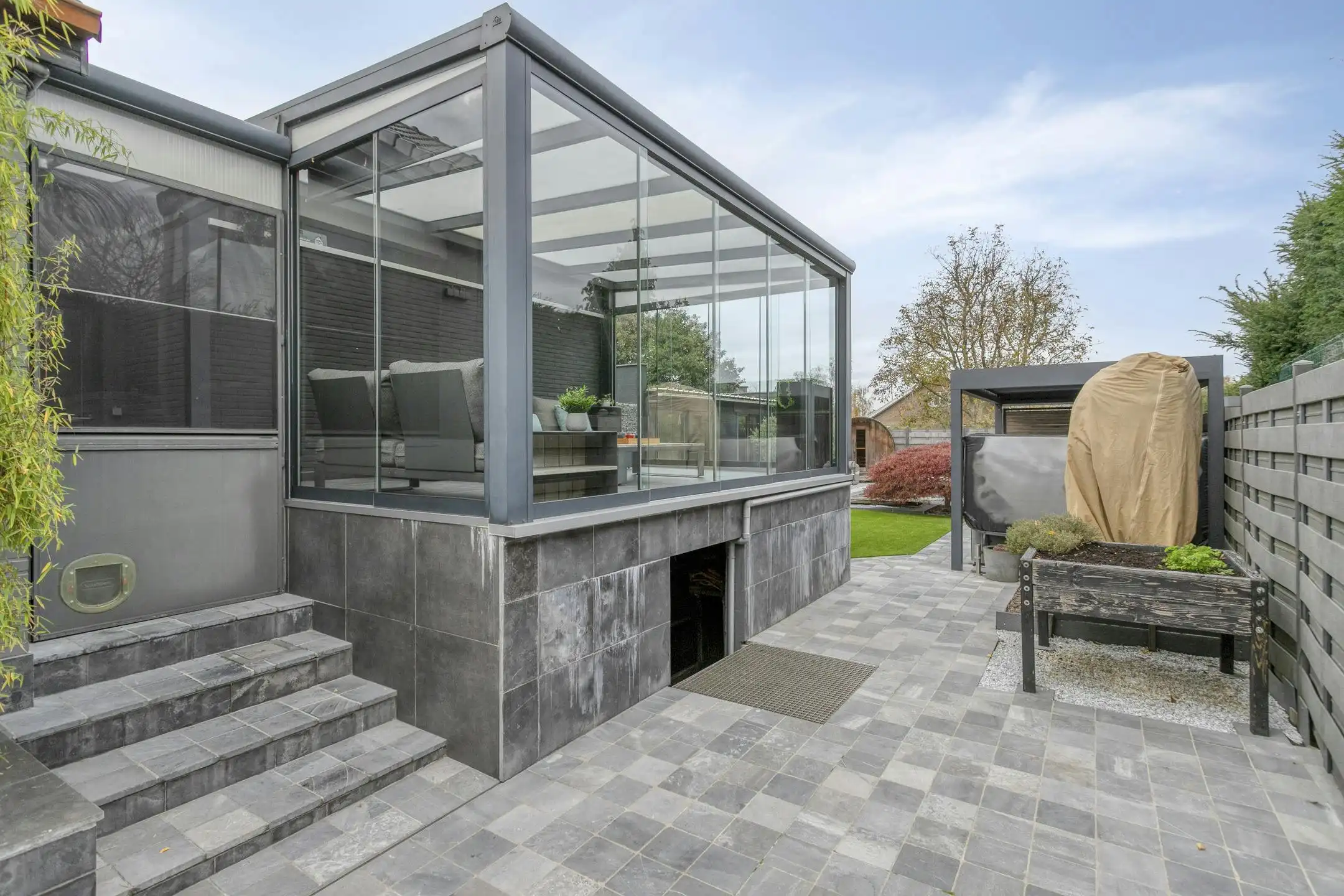 Alleenstaande woning met bijgebouw te koop in Huise (Kruisem) foto 7