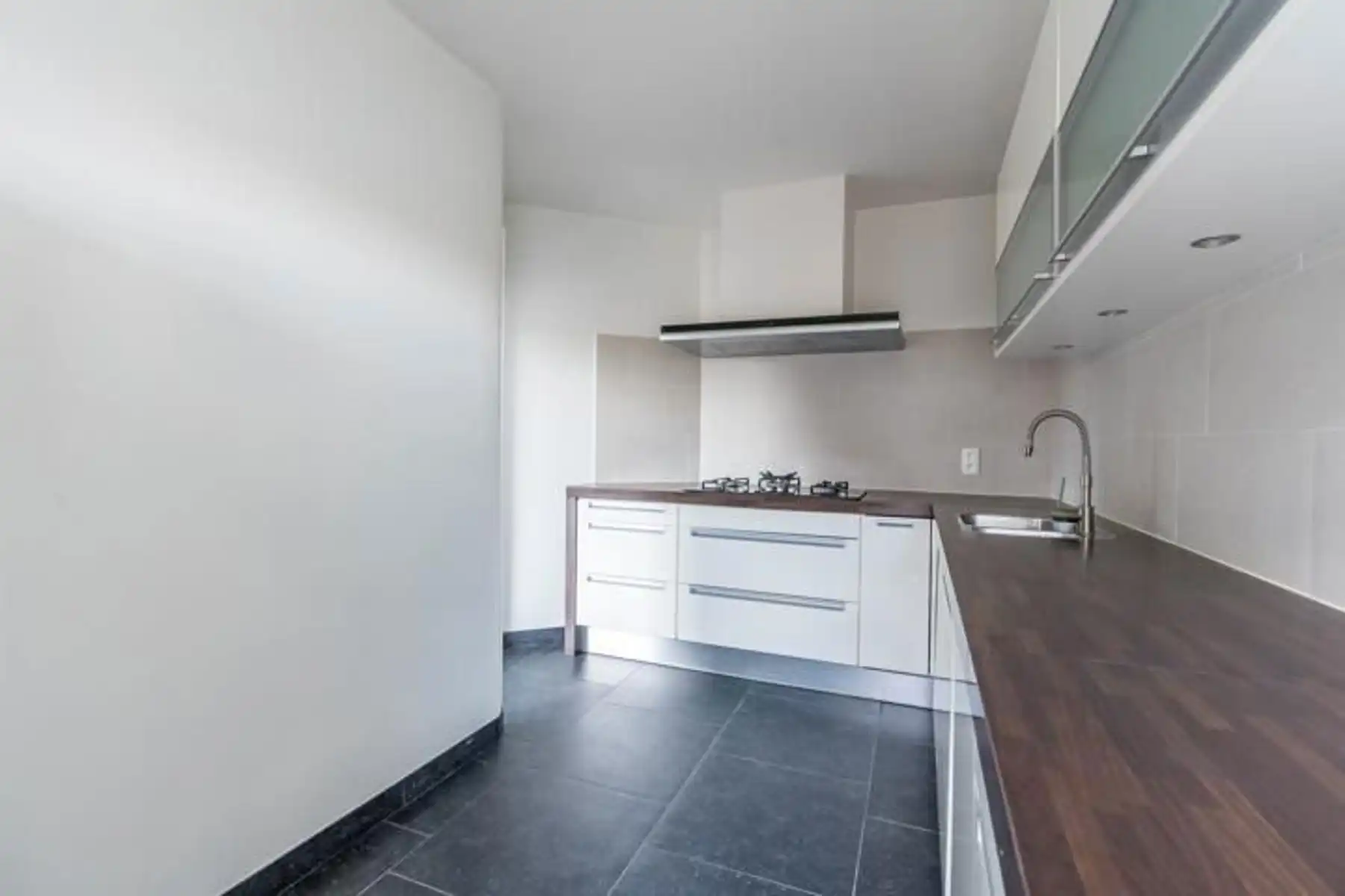 Instapklaar appartement met 2slpk. in rustige omgeving. foto 8
