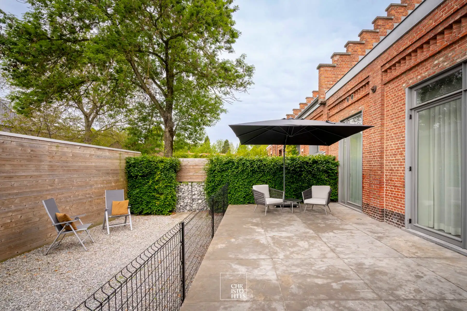 Luxe afgewerkte stadswoning in Oud Rekem foto 25
