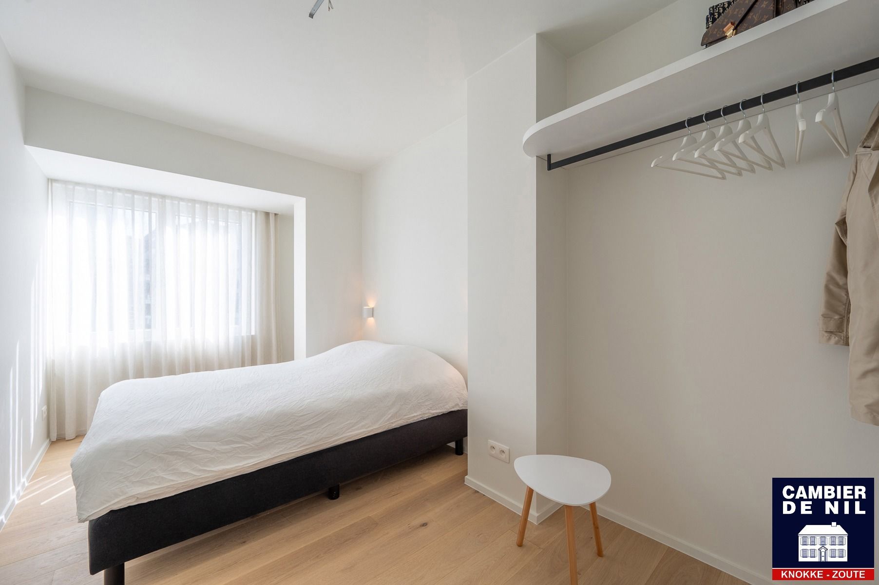 Indrukwekkend gerenoveerd hoek appartement met gevelbreedte van 11m en open zicht over het Yzerpark - 3 slaapkamers  foto 19