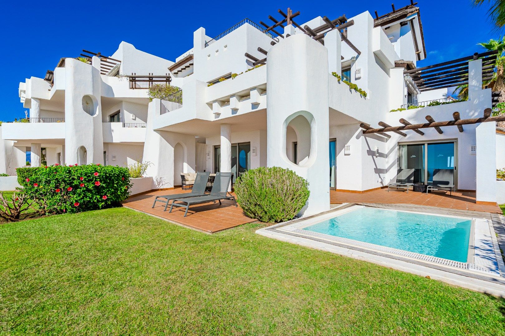 Luxueus appartement met prachtig zeezicht  foto 2