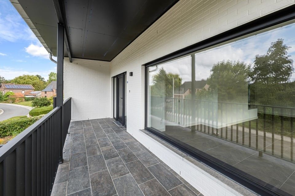 VOLLEDIG GERENOVEERDE BUNGALOW MET 3 SLAAPKAMERS EN EEN PRACHTIGE TUIN foto 48