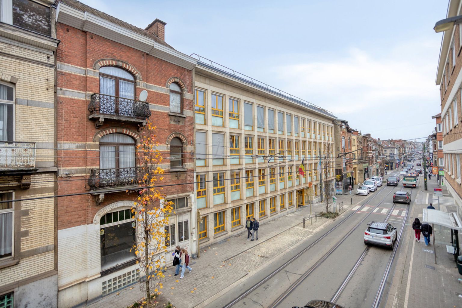 Immo DAVID stelt voor: charmant herenhuis met tuin in Ukkel foto 2
