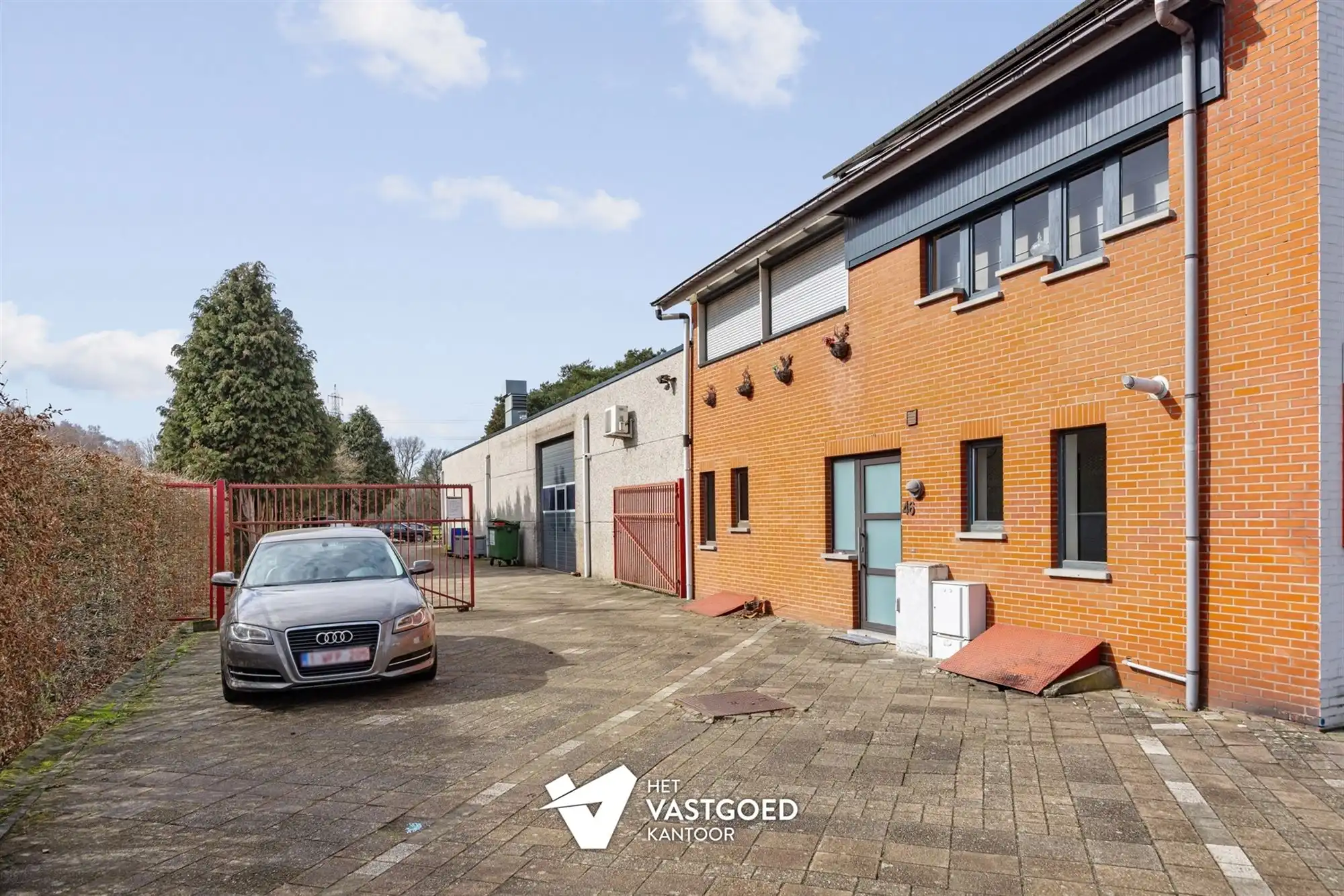 OVER TE NEMEN GARAGE (800M²) EN TANKSTATION GELEGEN OP EEN PERCEEL VAN 2727M² TE HAM foto 12