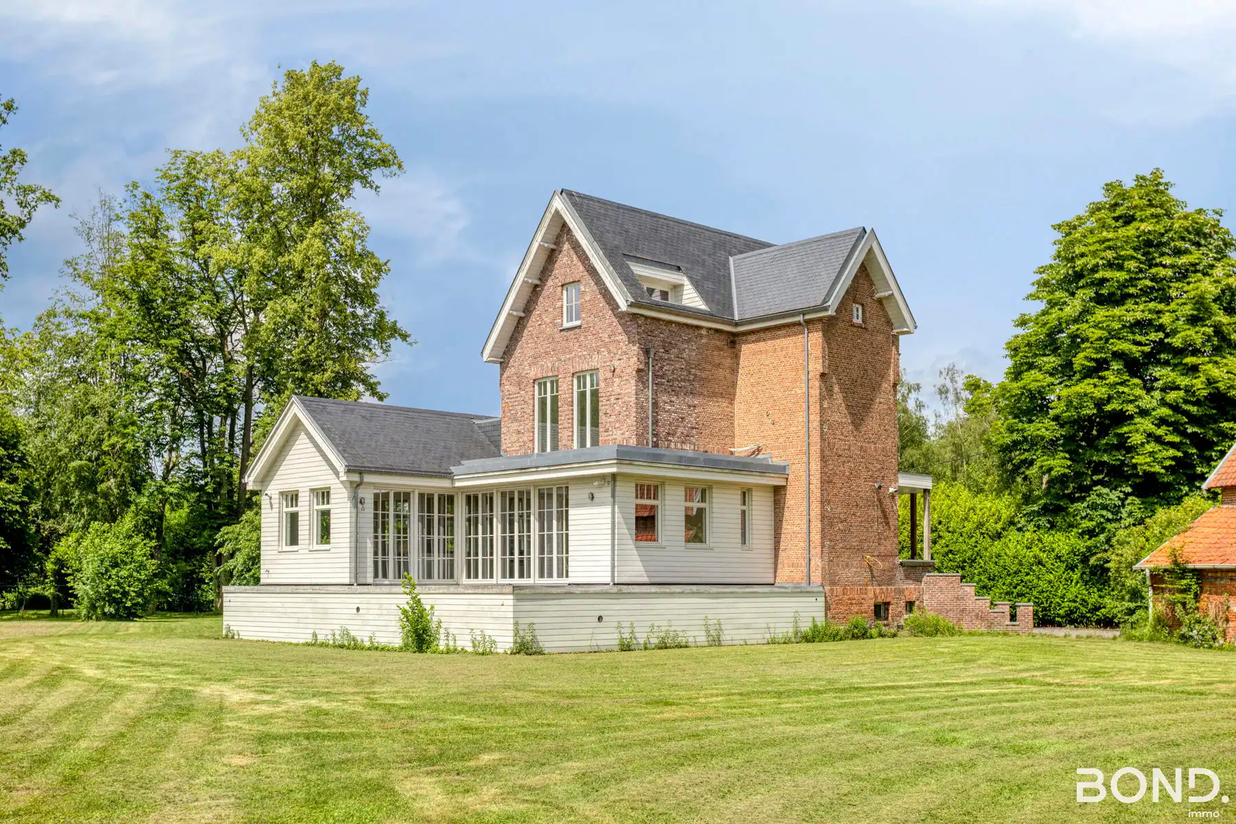 Villa op privédomein van +/- 1,7 hectare foto 17