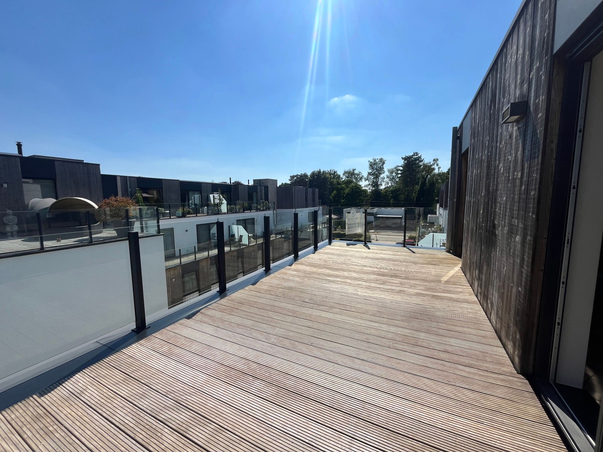 Modern appartement met groot terras foto 9