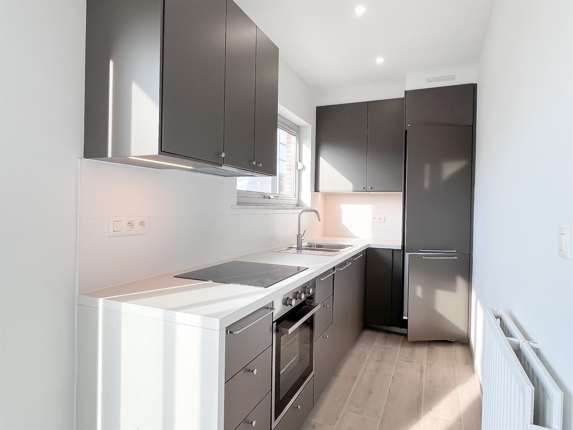 Gerenoveerd Penthouse, twee terrassen, prachtig uitzicht!  foto 5
