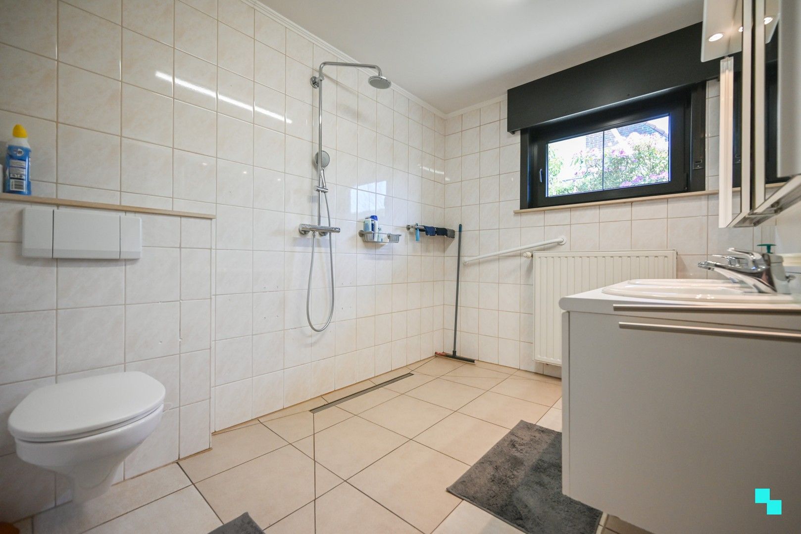 Alleenstaande woning met inpandige garage te Izegem foto 16