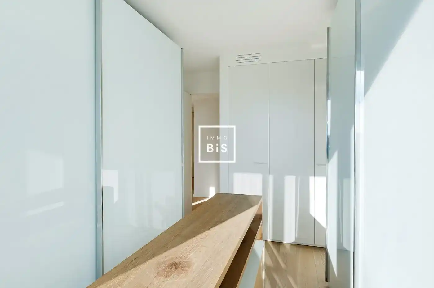 Ruim hoekappartement met zonneterrassen in de recente residentie Cap Horn foto 47