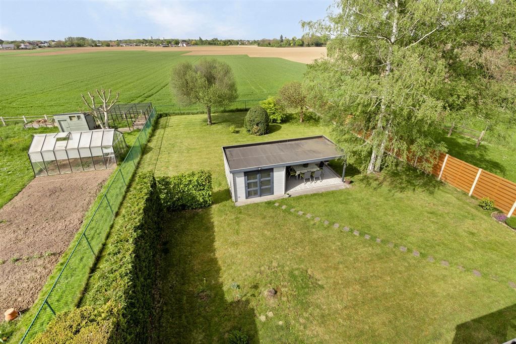 Instapklare villa met mooi uitzicht foto 24