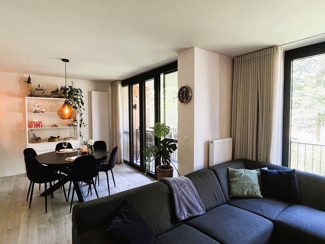 Appartement met terrassen en garage te huur foto 4