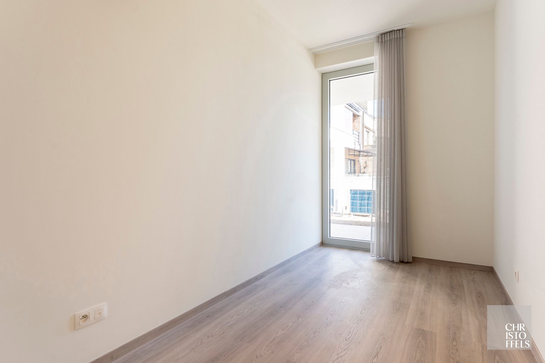 TE HUUR - Nieuwbouw 2-slaapkamerappartement in hartje Lanaken! foto 9