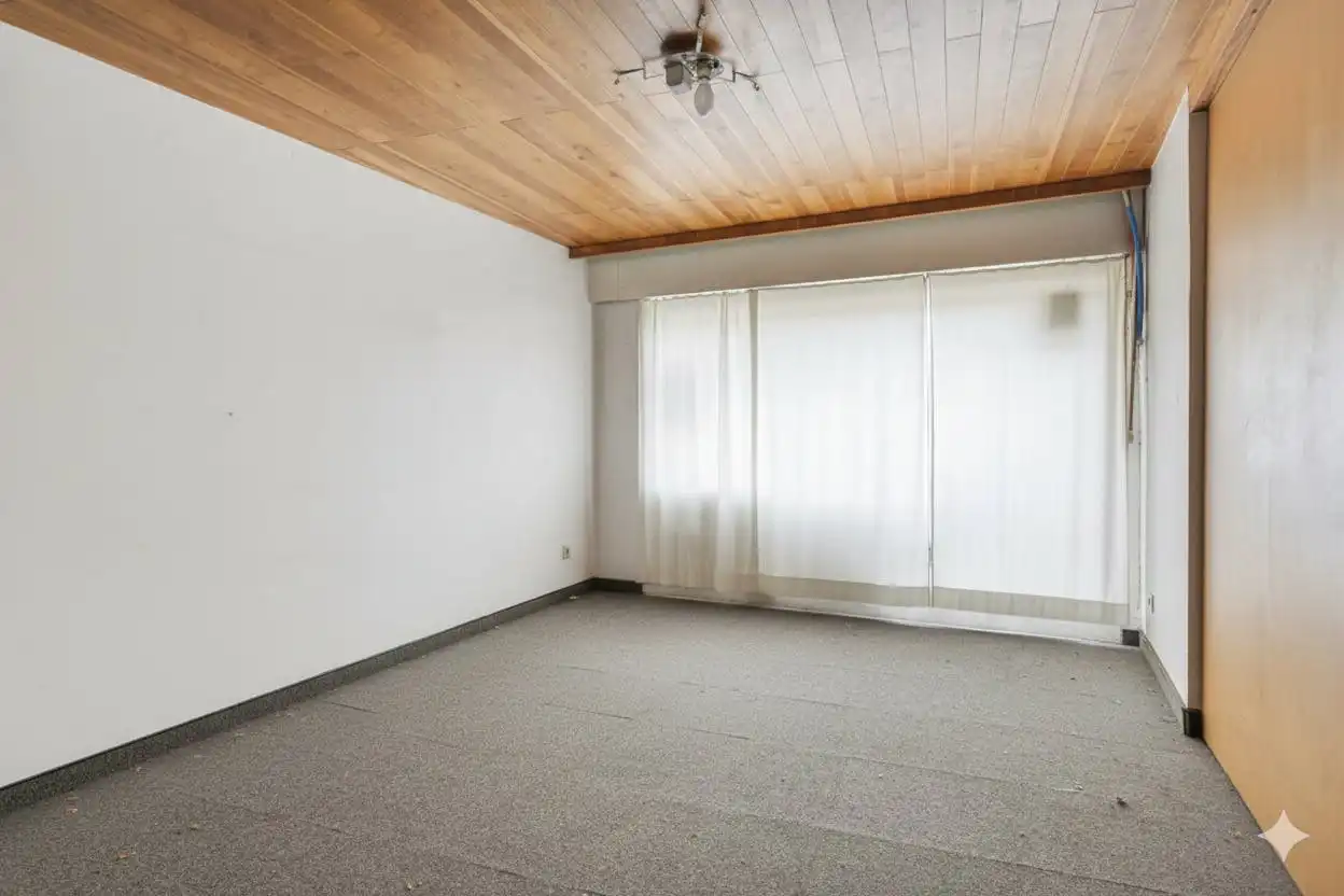 Huis met 3 kamers en garage te koop in centrum Waregem foto 2