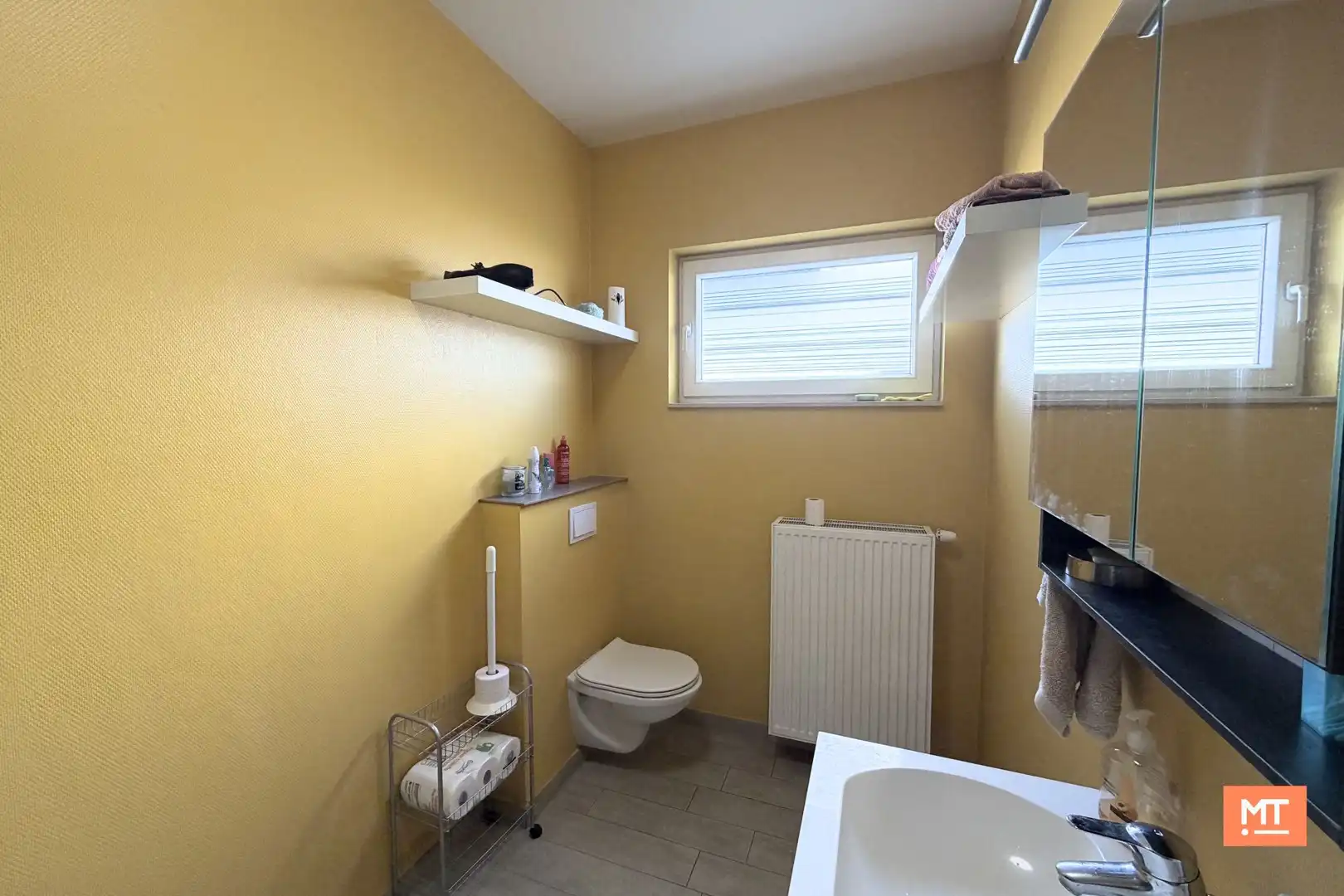 Gelijkvloers appartement met 2 slaapkamers, Zuidwestgericht terras en garage in het centrum van Zonnebeke foto 8