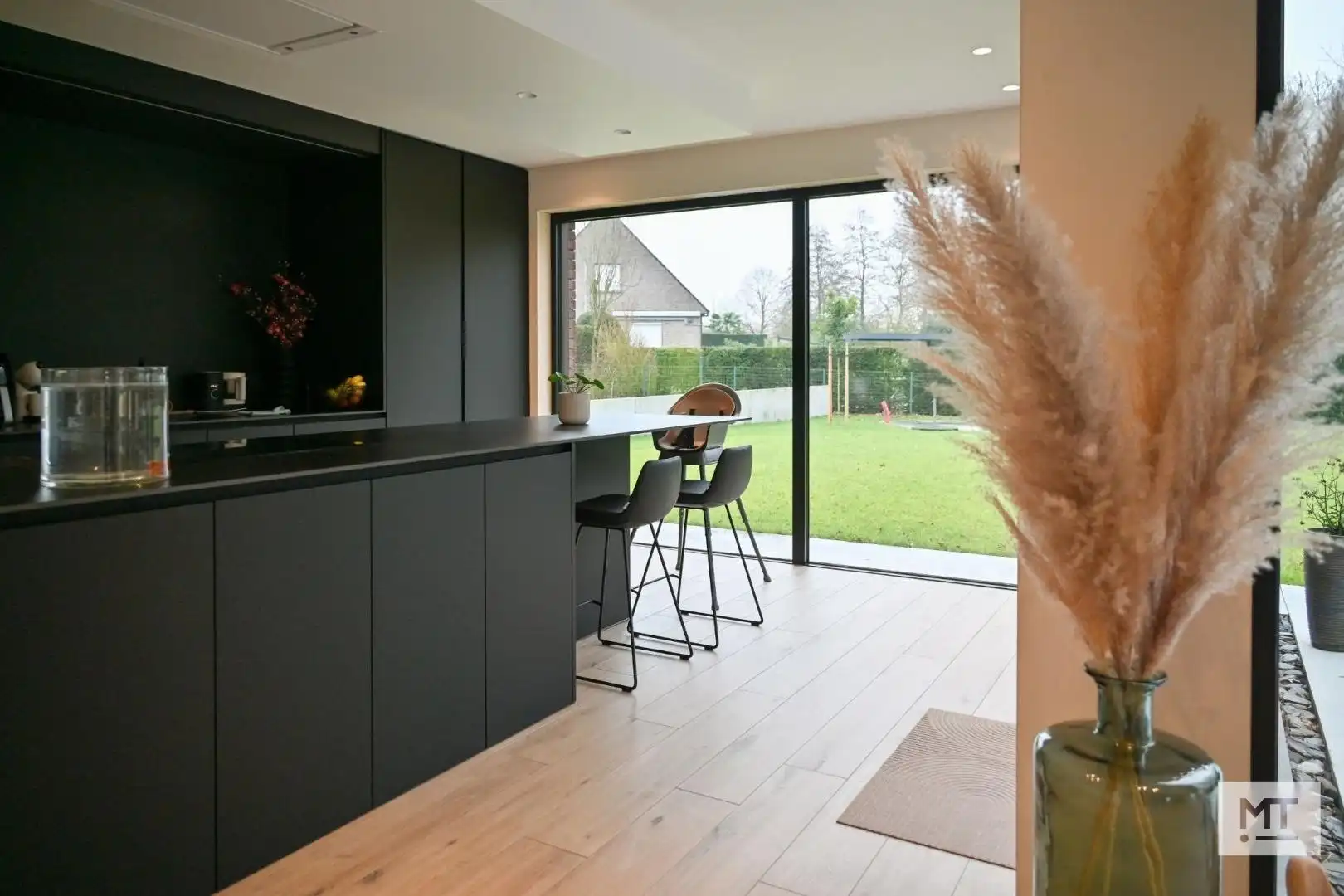 Nieuwbouwvilla met 3/4 slaapkamers, garage en tuin op een perceel van 1.776 m² foto 4