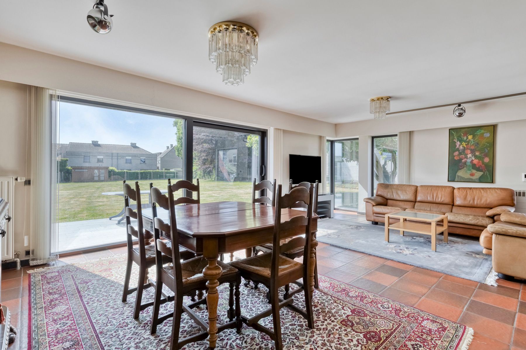 Architecturale parel met 3slaapkamers en garage op 14a 42ca! foto 7
