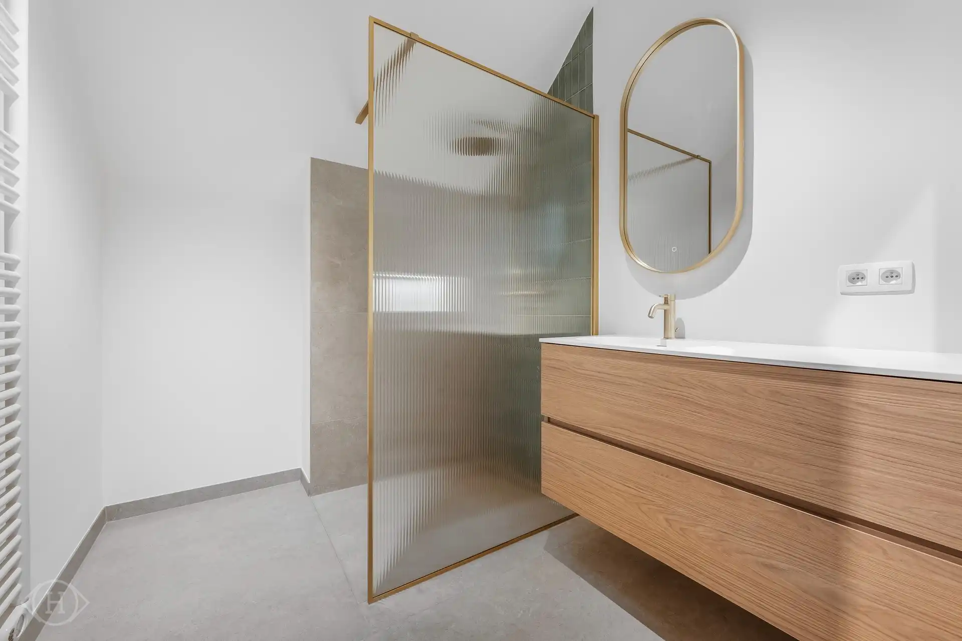 Luxe 3-slaapkamerappartement met ruim terras foto 24